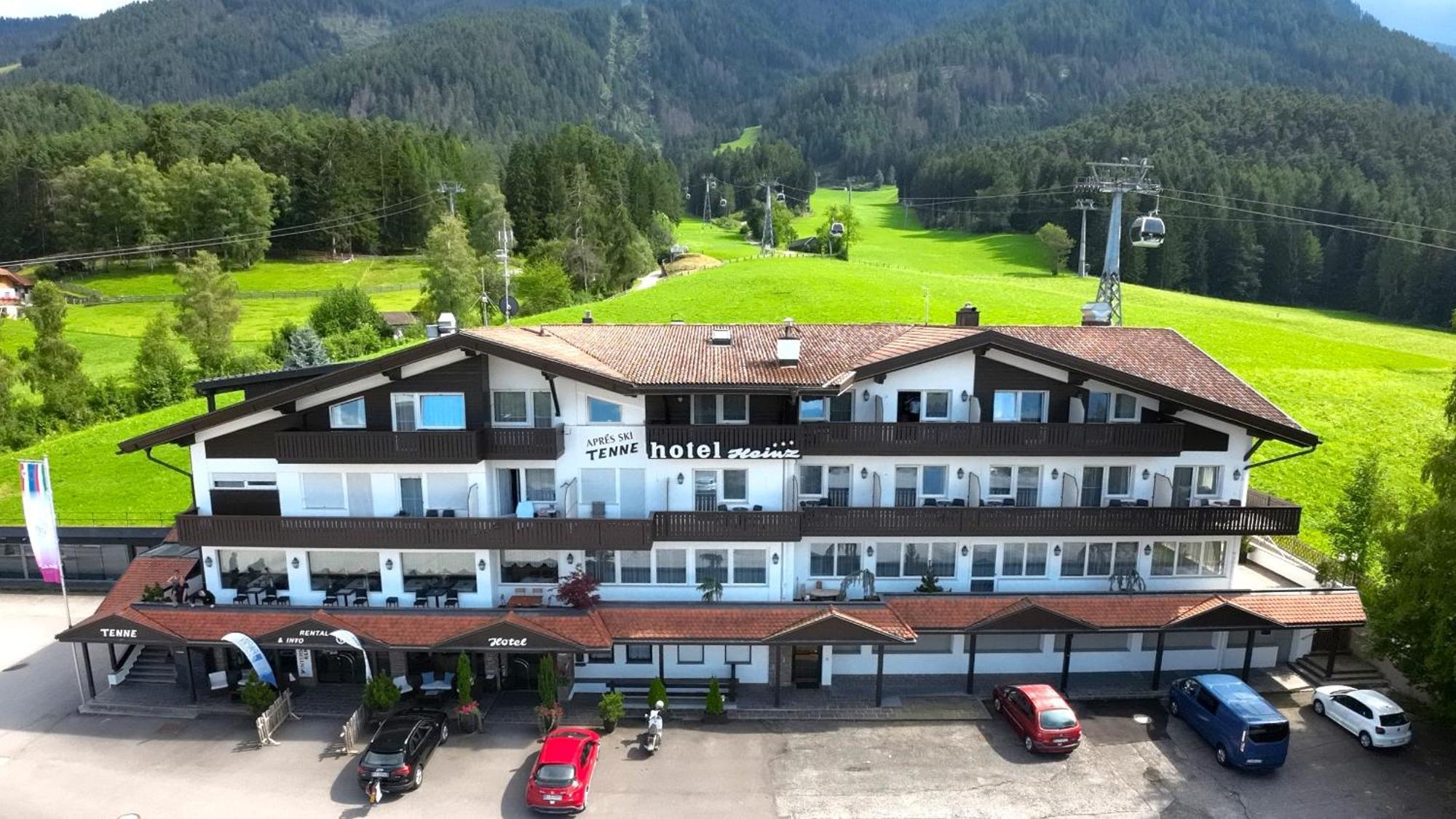 Hotel Heinz Brunico Esterno foto